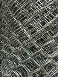 Twisted Edges Heavy Gauge Chainlinks, All Sizes.