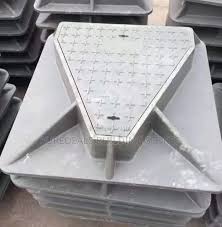12.5t/40t Heavy Duty Triangular Manhole Cover.